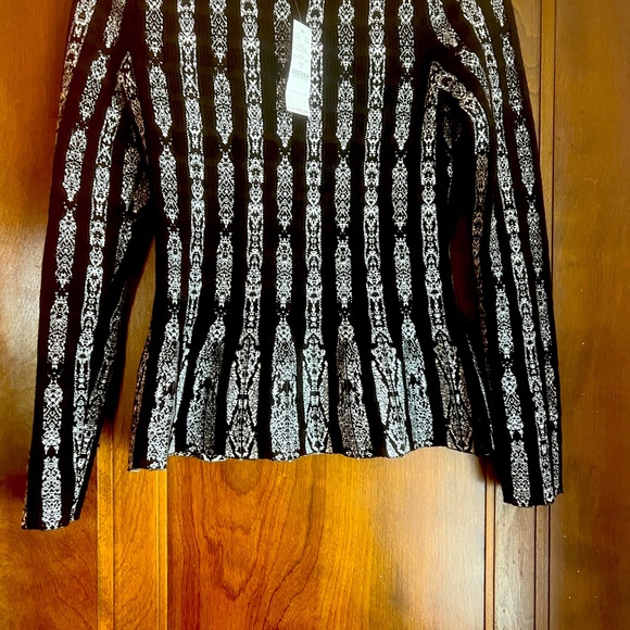White House Black Market WHBM Jacquard Sweater. New with Tags Small - Picture 2 of 7
